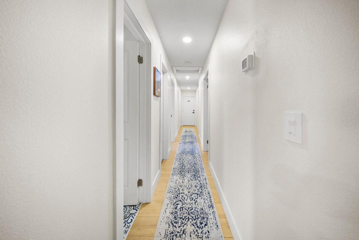 Fun Oasis! Private Pool, Hammock, Golf & Grill! Apartment Tampa