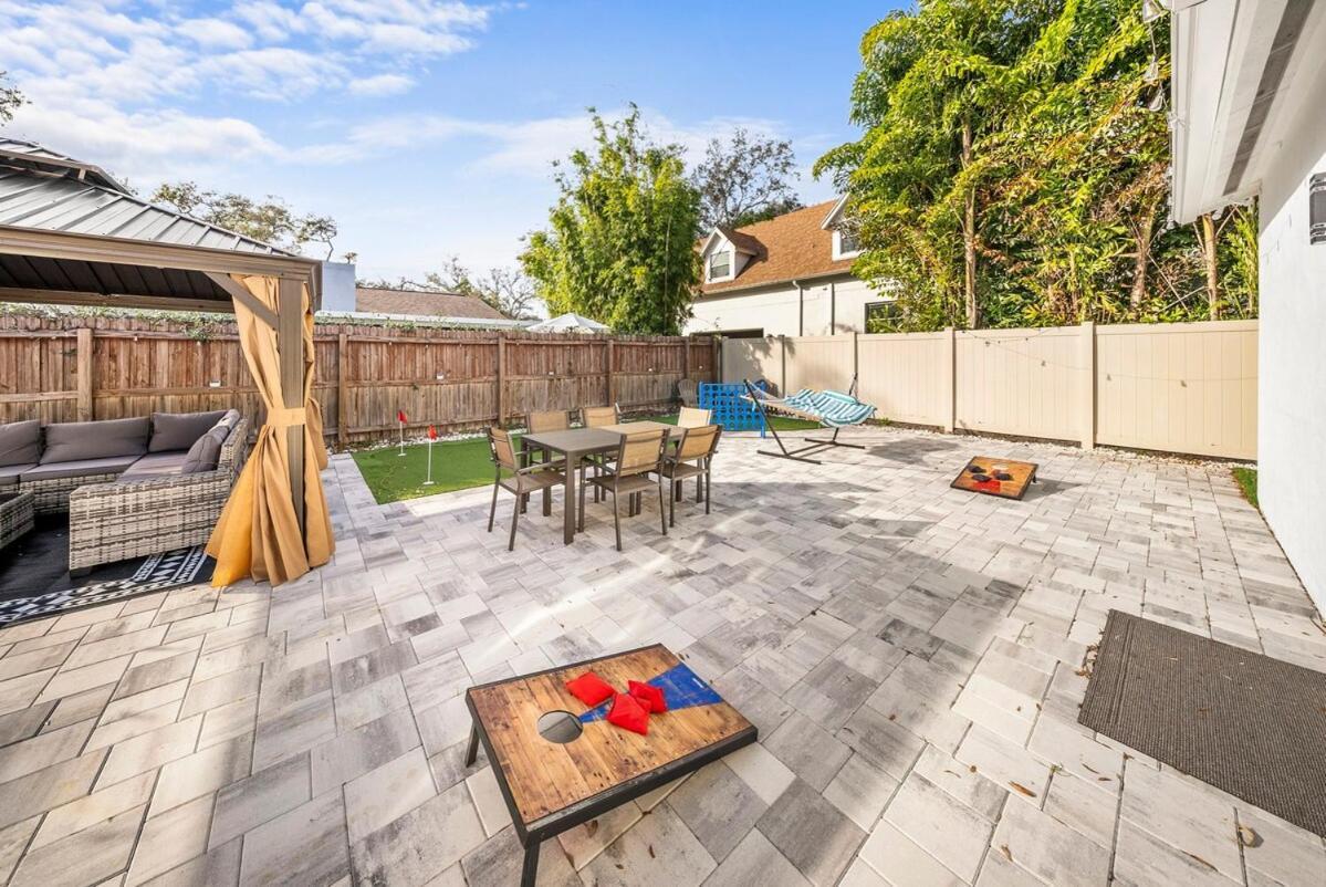 Fun Oasis! Private Pool, Hammock, Golf & Grill! Apartment