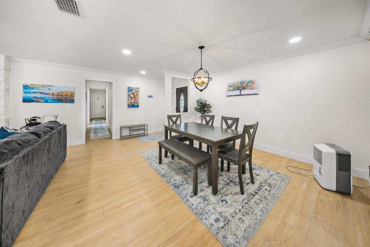 Apartment Fun Oasis! Private Pool, Hammock, Golf & Grill!
