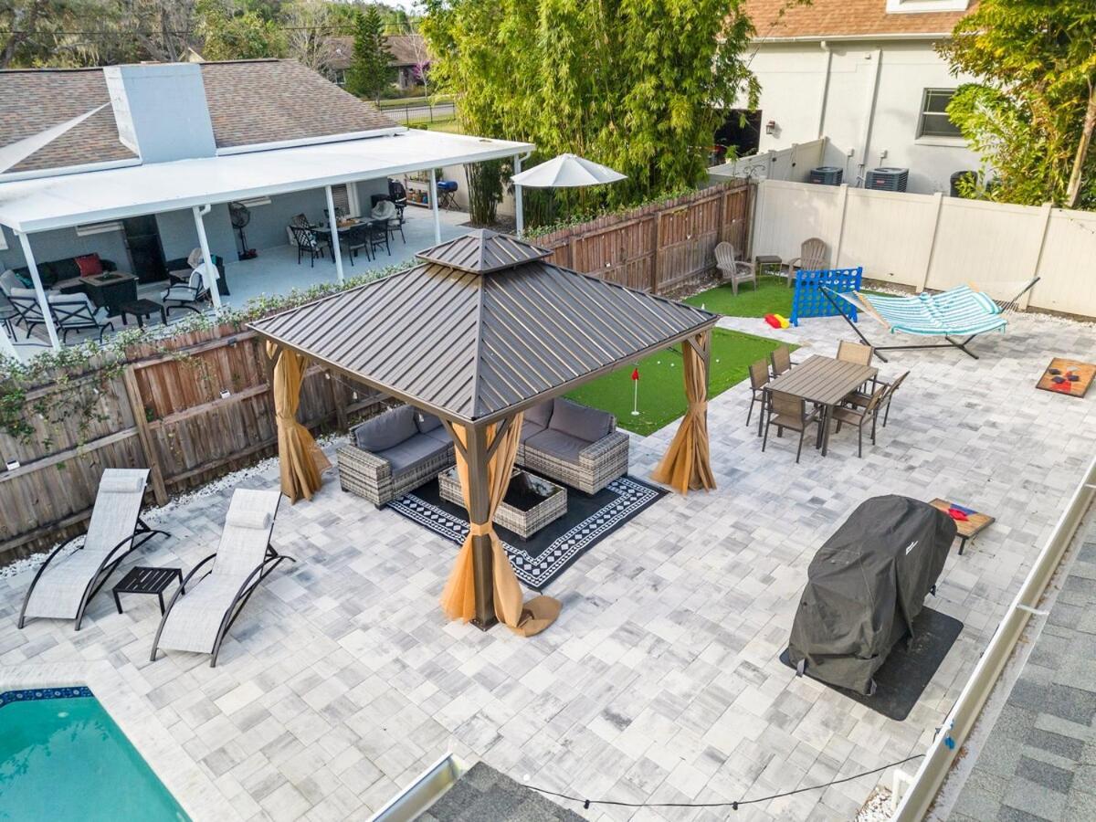 Fun Oasis! Private Pool, Hammock, Golf & Grill! Tampa