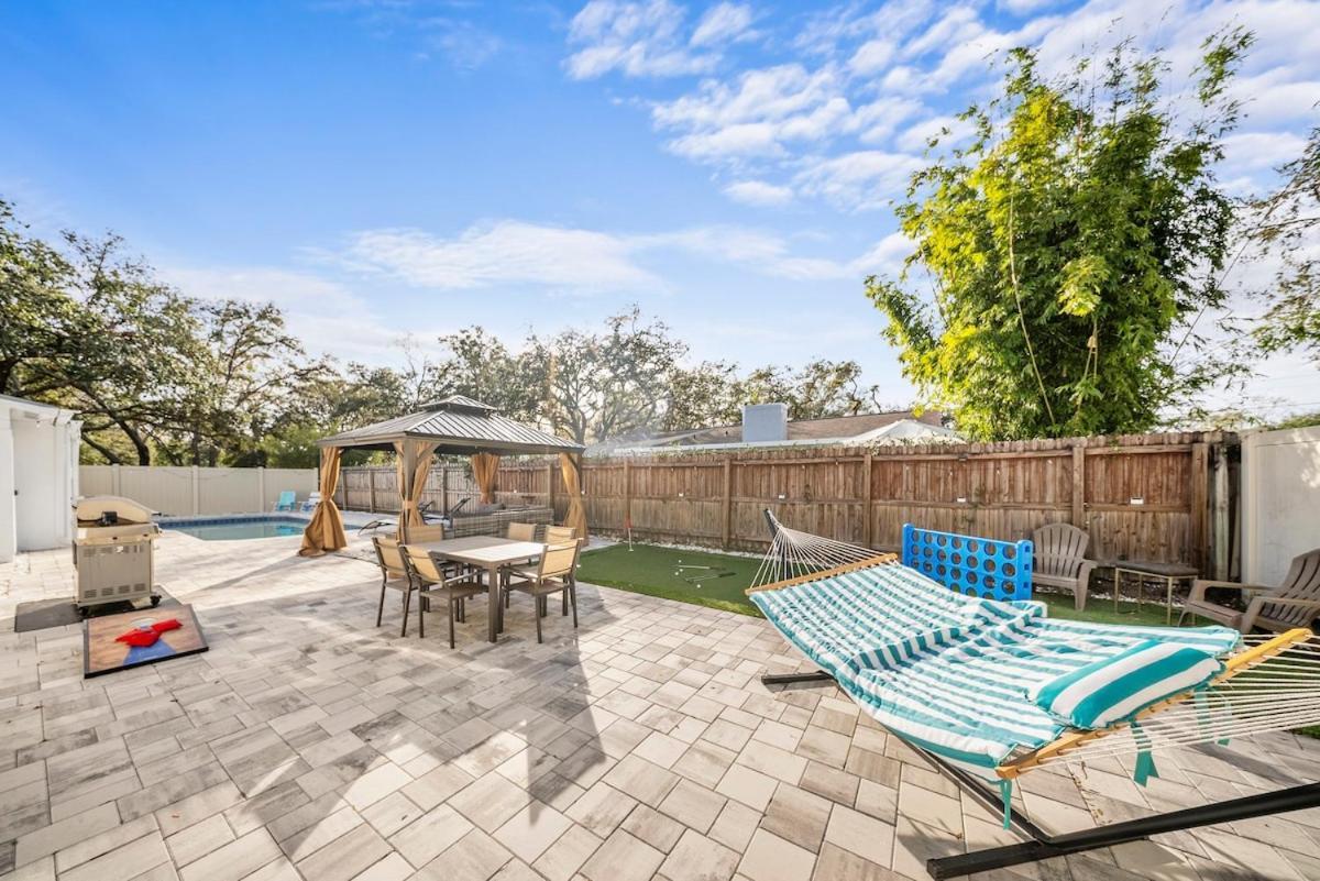 Apartment Fun Oasis! Private Pool, Hammock, Golf & Grill!